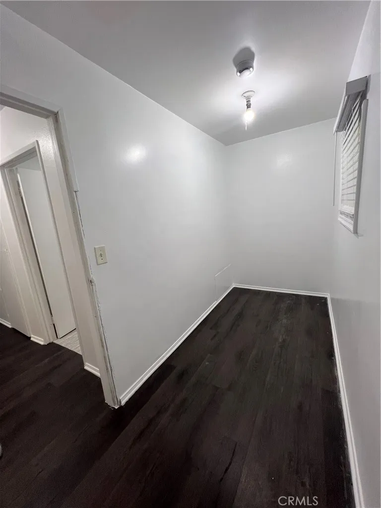 9122 S Hoover Street, Los Angeles, California 90044 home-pic-15